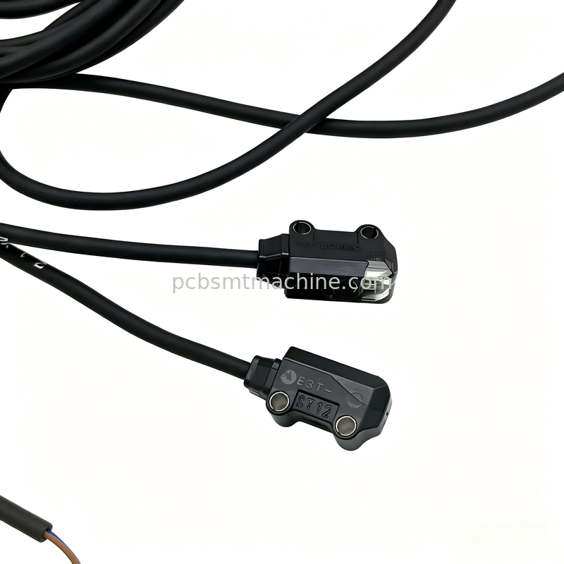 Sensor fotoelétrico OMRON E3T-ST12 original com detecção de feixe através de caixa IP67 e distância de detecção de 1000 mm
